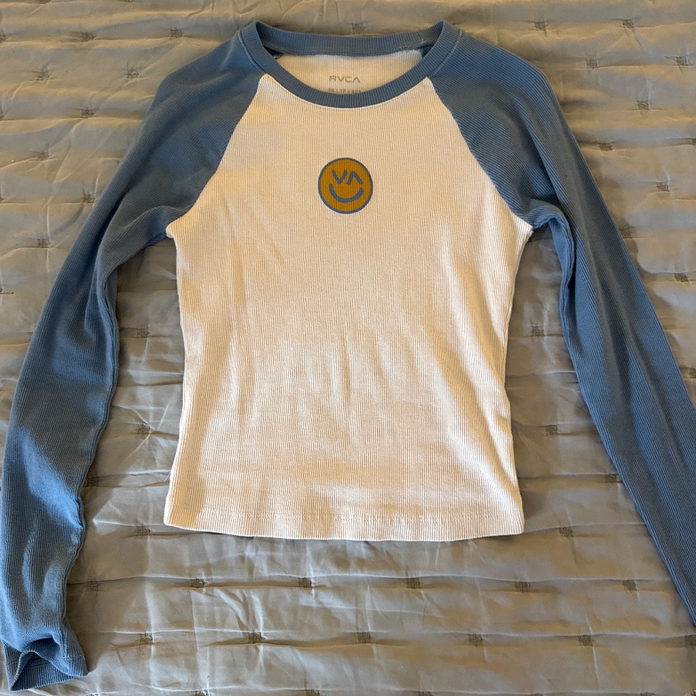 Rvca women’s long sleeve